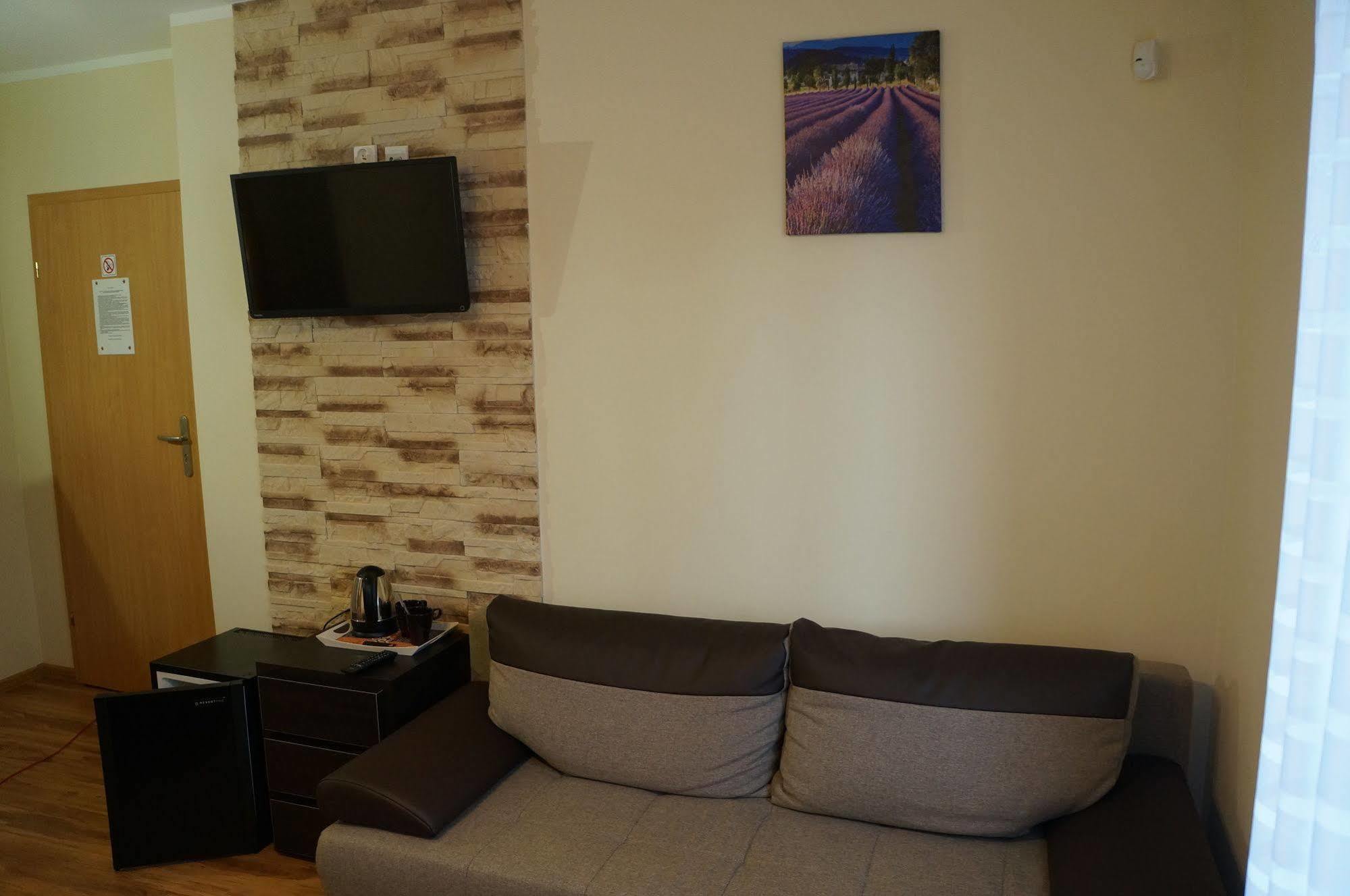 Bed & Breakfast Atlantis 3*
